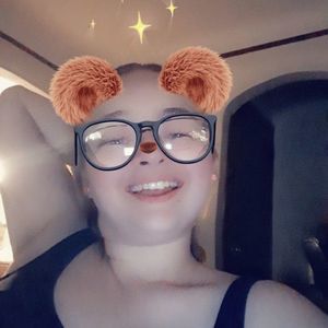 Meet your Posher, Sylvia